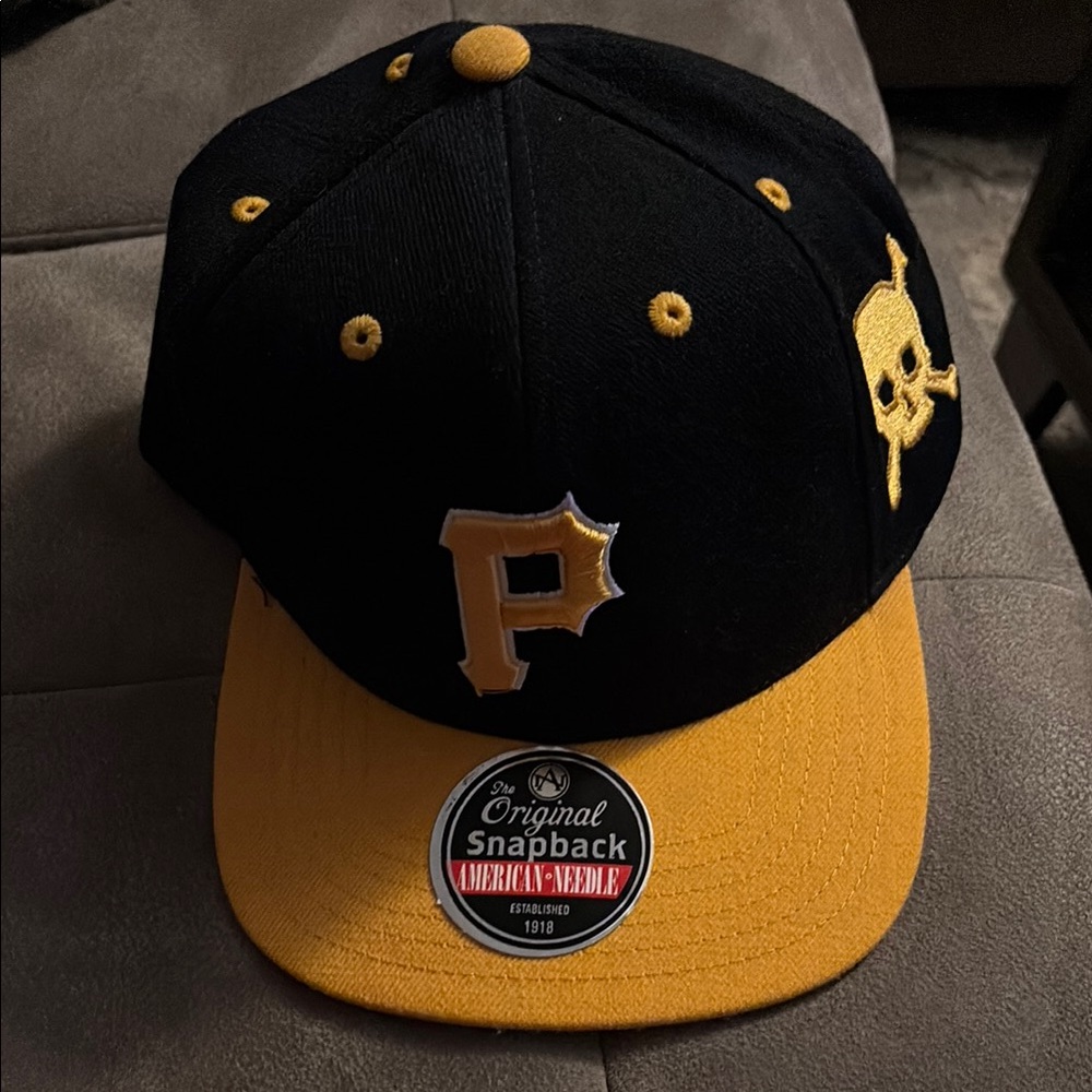 American Needle Pittsburgh Pirates Black and Gold Snapback Hat